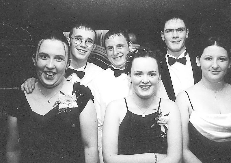 We have delved deep back into the Offaly archives for today's Throwback Thursday which features pictures from a Grad celebrated in Tullamore. We believe the pictures are from the late 1990s. Who will you recognise today? CLICK ON NEXT ABOVE TO GO THROUGH THE GALLERY OF PICTURES