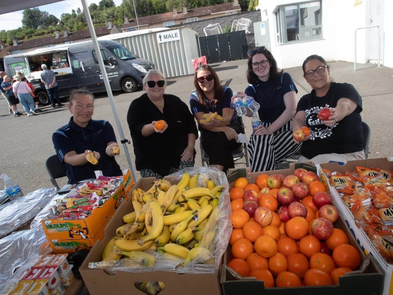 Staff from the Bogside, Brandywell Health Forum who provided all the fruit and water.