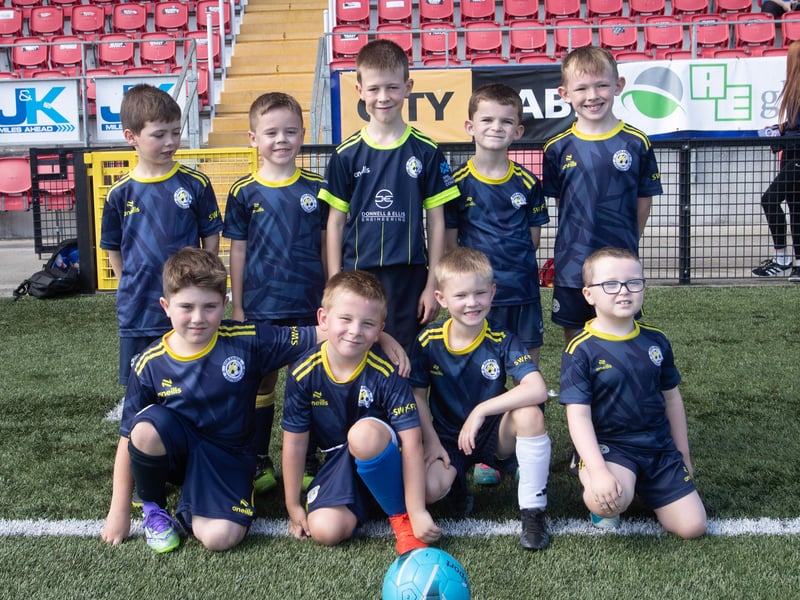 The Sion Swifts FC u-7s.