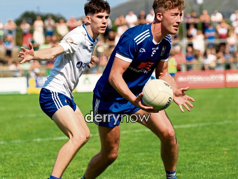 Ballaghy's Oisin McErlean looks for support. (Photos - Tom Heaney, nwpresspics)