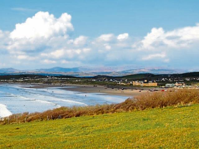 Rossnowlagh Ramblers group and archaeologist Franc Myles offer the opportunity to explore the history of human settlement in the hilly landscapes that dominate Rossnowlagh Beach.  Meeting at Coolmore Car Park at 10am, the group will walk the quieter backroads of Coolbeg, Cashel, Rosscat and Killinangle, exploring the drumlins, ridges, and fields which maintain archaeological monuments from pre-historic tombs, to large hillforts, and the cutting of the railway in 1905.  The walk will take approximately three hours, and light refreshments will be provided by the Rossnowlagh Ramblers after the event. For more information, contact Franc Myles at francmyles@abh.ie or call 086 8537281. 