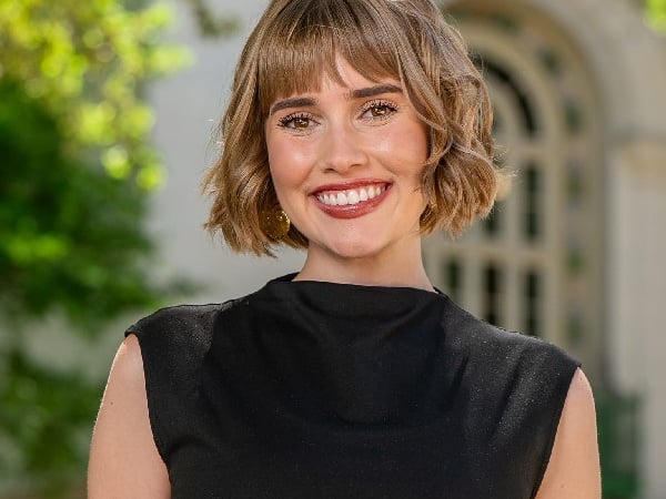Texas Rose - Sara Costa Hi, y’all! My name is Sara, and I am thrilled to be the 2025 Texas Rose. I’m 21 years old and proudly from Austin, Texas. I’m currently studying Political Communication and the Persian language at the University of Texas at Austin, where I’m passionate about community, connection, and learning all that I can! Irish dance has been a huge part of my life for the past 15 years, helping me find confidence, lifelong friendships, and a deep pride in my heritage. My Irish roots hail from Collooney, County Sligo, a place I hold close to my heart. In my free time, I love thrifting for vintage treasures, finding new coffee shops, and sharing my thyroid cancer journey online to inspire and uplift others. I also love reading the news and have enjoyed keeping up to date on the latest happenings in Ireland. It is such an honor to represent Texas on the international stage, and I am so excited to celebrate our shared Irish culture, make new memories, and meet so many amazing people in Tralee this summer.