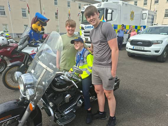 There was smiles and laughter in abundance at Templemore Garda College, as 31 new Gardaí were conferred as part of the Little Blue Heroes foundation, August 19. Families and spectators were treated to a marching performance from the Garda class of 2025, intake 244 - who are set to graduate themselves on Friday, August 22. Children and teenagers with serious illnesses received honorary degrees and badges. Comedian and actor Pat Shortt was in attendance at the event representing the Blue Knights motorcycle club, to the delight of many parents along with the new honorary Gardaí. Paw Patrol and Minnie Mouse also hit the scene and proved to be very popular with the Little Blue Heroes. READ MORE: Ever hear of a split mortgage? Third option for homebuyers in fixed vs variable debate The Gardaí have raised one million Euro for the Little Blue Heroes, according to the charity’s co-founder Alan Roughneen. One parent said that while financial assistance for families with serious illnesses is a part of the Little Blue Heroes, the Gardaí are extremely subtle about fundraising, and never do so in front of the children. The charity also runs a buddy program, where an assigned volunteer Garda will regularly visit a family they are paired with. After a parade which featured motorcycles, Garda escorts and of course the new honorary recruits, Alan Roughneen gave a speech thanking the Little Blue Heroes for their “ongoing engagement and friendship with our Garda Buddies” saying that their effort is “what makes our honorary Garda program work”. The Little Blue Heroes Foundation was established in 2017, and is a charity led by Garda members, retired Garda members and people from local communities on a voluntary basis.