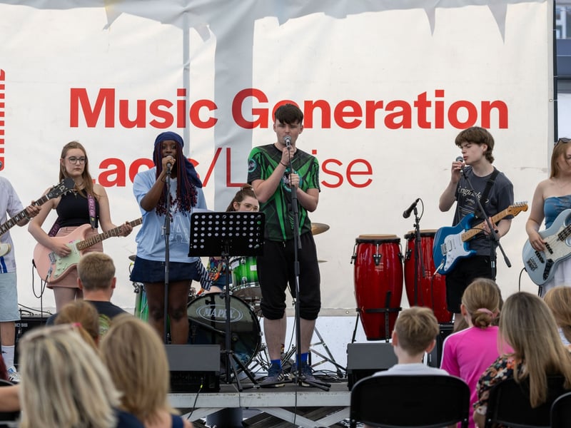 Musicians drew the crowds to their feet as Music Generation Laois recently held their Summer School of Rock & Pop Show in the Laois Music Centre, on Sunday July 13. 