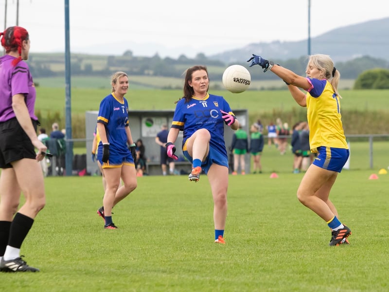 Action from the Burt v Steelstown game on Saturday.
