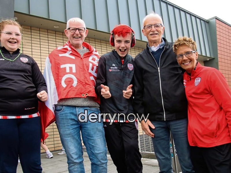 Pupils from Ardnashee College who featured in the film “Teenage Kicks”, by the late Vinny Cunningham outside Brunswick Moviebowl before the screening with football legend Tony O’Doherty. Also included are Carmel McConnellogue and Mickey Fahy.