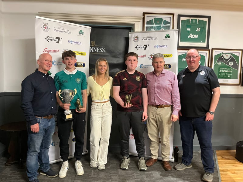 U15 boys - Jimmy Martin, Callum Grehan, player of the year, Megan Burns, Oisin Whelan, most improved player, Michael Whelan, coach, Andy Keary. CLICK ON THE ARROWS ABOVE TO GO THROUGH ALL THE PICTURES
