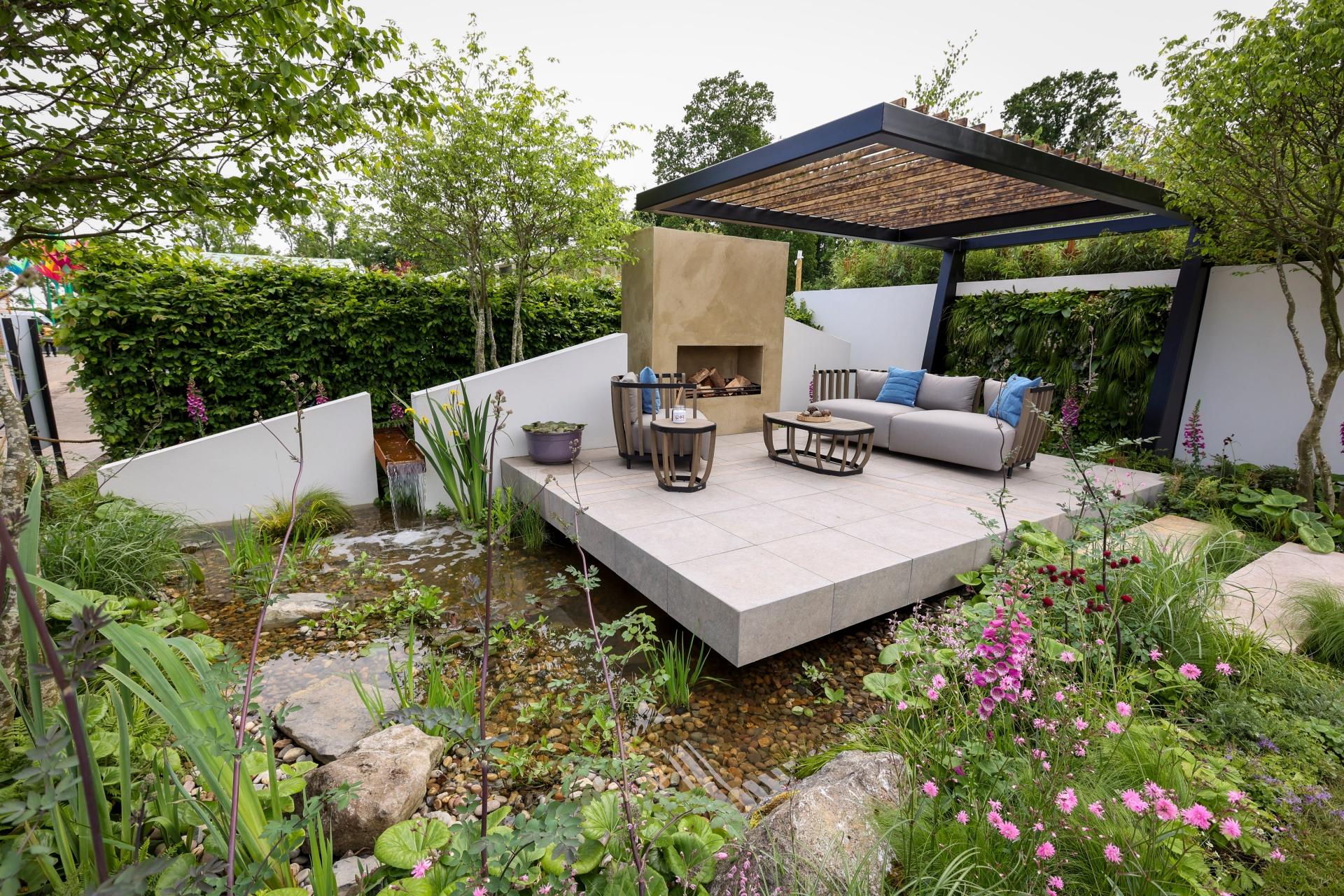 Bord Bia Bloom has announced that Ballyfoyle Pastoral Group will be joining this year’s exciting event line-up with its postcard garden, Turning Back Time in our Garden - a year after the group was an award winner at the popular event. With just three weeks to go until the festival of flowers, food and fun returns to its home in the Phoenix Park, Dublin, organisers are encouraging visitors to plan their visit and enjoy a great day out this summer.   The festival expects to welcome over 100,000 visitors across its 70-acre site. Alongside 21 stunning Show Gardens, green-fingered visitors to Bloom can enjoy the perfectly formed Postcard Gardens supported by Tirlán CountryLife. These petite ‘postcard’ size green canvases tell stories from community groups around Ireland. Ballyfoyle Pastoral Group will design the Turning Back Time in our Garden at this year’s festival. The backdrop of this garden, created by the group offers windows into the past and highlights the importance of spending time in the garden. In addition, popular features will return along with some exciting new demonstrations, panel discussions, talks and performances. These include breathtaking plants in the Nursery Village and The Plant Emporium, live demonstrations and interactive workshops including floral crown making in the new Botanical Hub, and exhibitions of Botanical and Floral Art and AOIFA’s (Association of Irish Floral Artists) Floral Art Competition.  