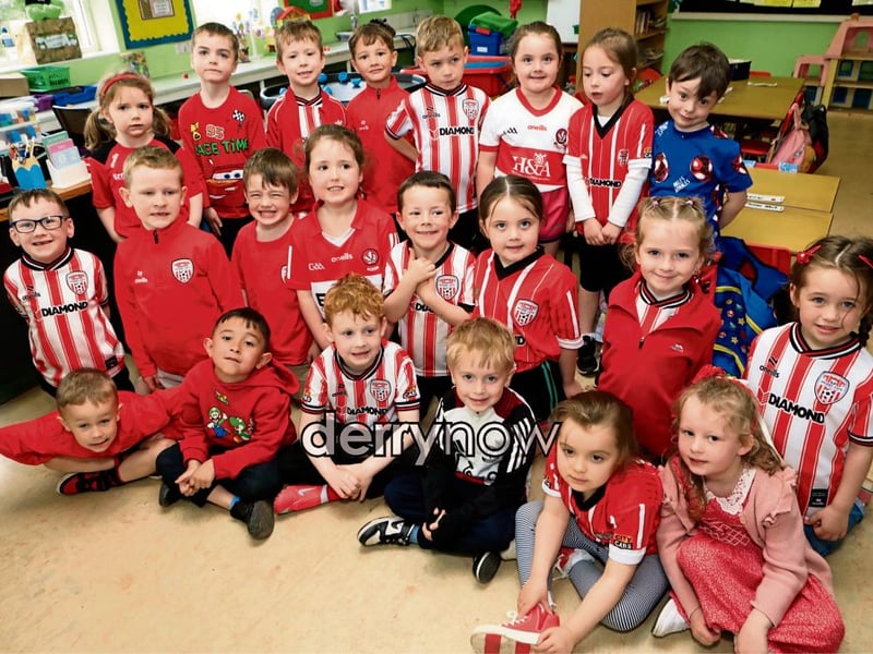 Hollybush PS pupils 'Going Red for Ryan'.