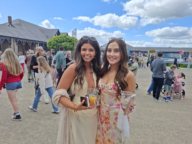 We've been out and about at Punchestown Racecourse in Kildare this Saturday for the final day of this year's Festival which has been one of the best-ever. Amid soaring temperatures all week, punters have flocked to the Kildare racecourse in their thousands with Friday seeing the highest-ever single day attendance of more than 43,000 people. READ NEXT: PICTURES: Sunshine and shades again as thousands attend final day of Punchestown 2025 Were you one of the punters in Punchestown this Saturday - did we snap you? If so, don't forget to tag your friends.