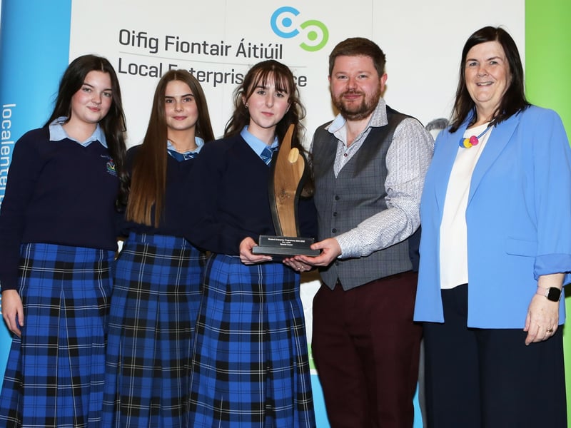 Below: Winner of the Sales Award for Louth is Déanta Le Grá from Bush Post Primary.