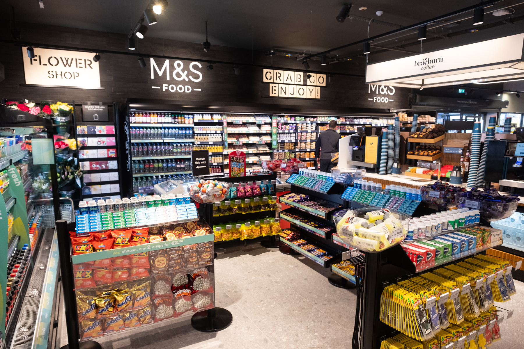 Applegreen has reopened its store in Lemybrien, Co. Waterford with a brand-new M&S Food offering as part of its partnership with the retailer. The reopening makes Applegreen Lemybrien the first location in Waterford to feature M&S Food products and follows the successful reopening of 22 Applegreen stores nationwide to introduce the range.  This comes as Applegreen recently announced plans to bring M&S Food to a further 20 stores this year, highlighting the businesses commitment to bringing the best hospitality experience to its customers as they enjoy their journey across Irish roads. The introduction of M&S Food at Applegreen Lemybrien will see over 400 M&S Food products become available in-store, including favourites such as Percy Pig sweets and Colin the Caterpillar cakes, and is a welcome addition to existing Applegreen products and services including Braeburn Coffee, Bakewell Deli, Subway and Chopstix. Photo : David Clynch