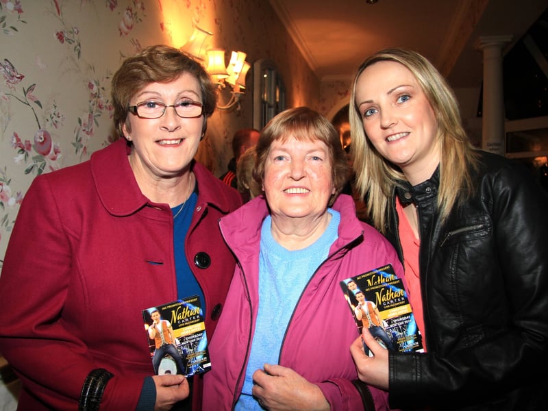 Caption: Tricia McKeon, Kathy Meunier and Caroline McLoughlin at the Nathan Carter concert in the Longford Arms Hotel
