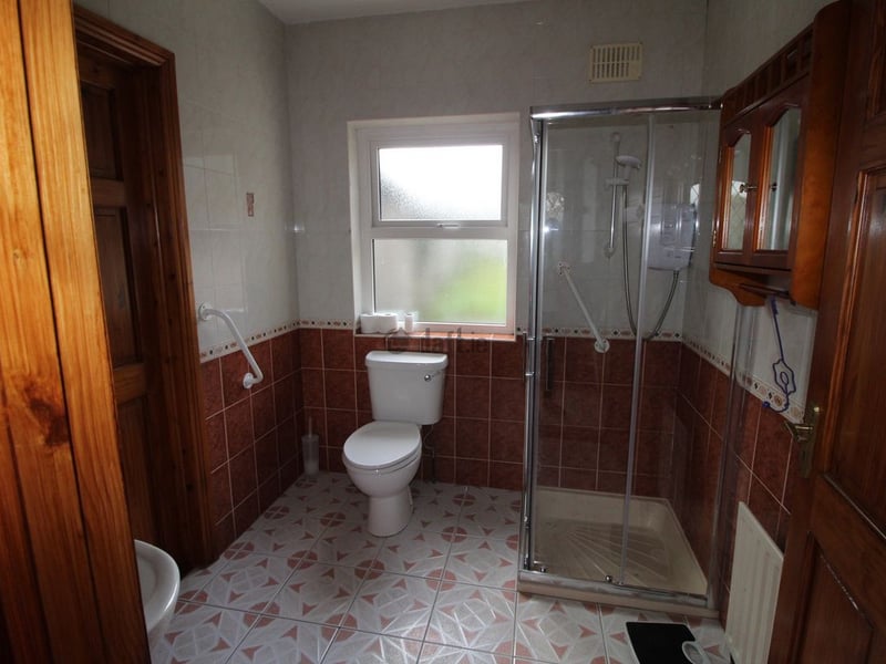 PICTURES: Rent this Leitrim house for half the price of 'discounted ...