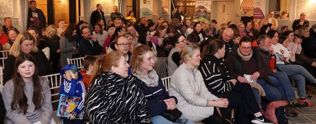 Local primary school students gave an exceptional performance at the People First Credit Union School Quiz in Abbeyleix Manor Hotel on Monday, 10 February.  The annual quiz comprised of two categories: Competition A for entrants aged 10 or younger on December 31, 2024, and Competition B for entrants aged 12 or younger on the same date. Gaelscoil Phortlaoise were the well deserved winners in Competition A and Shanahoe National School took home the big trophy as the winners of Competition B! These talented students have now secured their coveted places in the next stage of the competition which is scheduled for the 7-9 March, with both schools battling it out to advance to the National Final which will be on Sunday, 6 April.  People First Credit Union extended its heartfelt congratulations to Gaelscoil Phortlaoise and Shanahoe National School for their remarkable achievements in the Credit Union School Quiz.  Take a look at some of the photos captured by Michael Scully of the students getting involved! Spectators at the annual Credit Union School Quiz in the Abbeyleix Manor Hotel. 