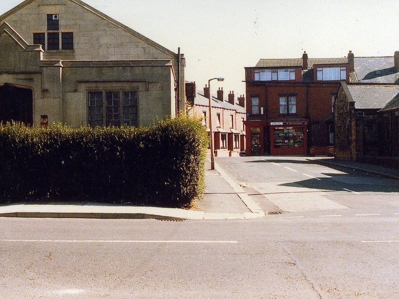 The Church Hall of the Church of the Holy Spirit, at the junction with Maud Avenue. The building on the right is the Trinity Methodist Church. In the background is a shop at no.111 Lodge Lane, by the corner with Stratford Terrace, on which the terraced houses leading off in the centre are located.