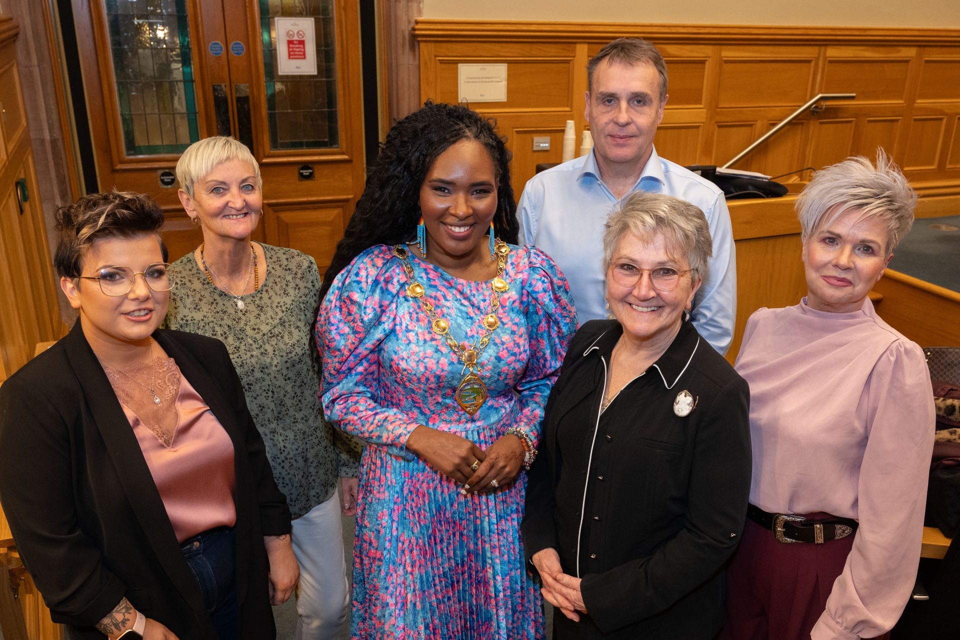 The Mayor Councillor Lilian Seenoi-Barr has hosted a Public Meeting on Ending Violence Against Women and Girls in the Guildhall. Four panels facilitated Professor Marie Breen-Smyth gave their perspective to audience, including, The Lived Experience panel with contributions from Natalie Mc Closkey (violence survivor), Ann Barr (domestic violence survivor), Cllr Fergal Leonard (family perspective of domestic violence) and Patricia Breslin (domestic violence survivor).