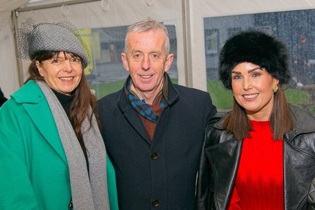 Wendy Knight, Stephen Reid and Oniesa Owens.