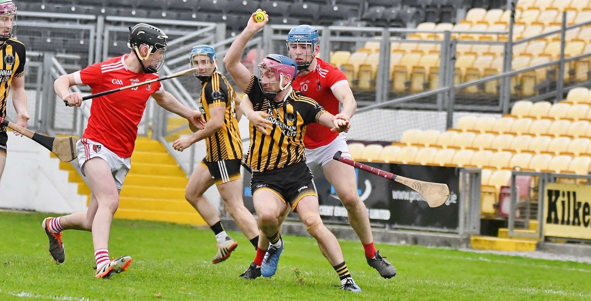 Pictures: Action galore as St Lachtain's of Freshford down Windgap in ...