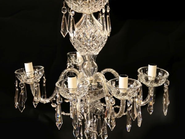 WATERFORD CRYSTAL COMERAGH CHANDELIER €600 - 900