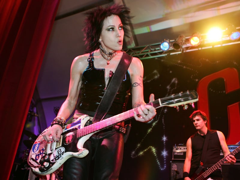 The legendary queen of rock delivers a blistering night of pure, unadulterated punk-rock attitude. Catch a true music icon as she powers through a career-defining set of classic anthems. 🎟️ O2 Academy Leeds