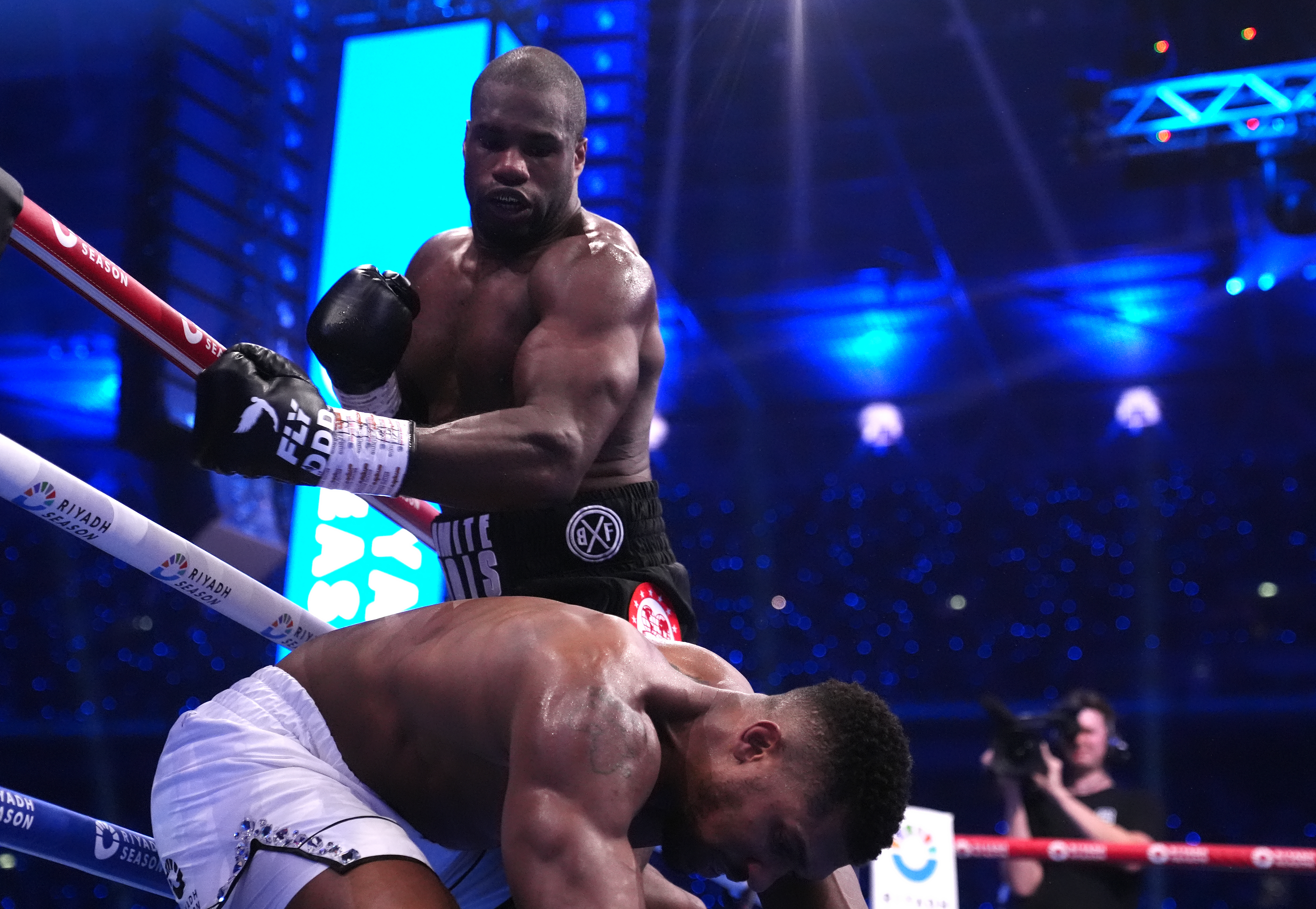 Here, the PA news agency takes a look at some of the best pictures from this weekend’s sporting action.