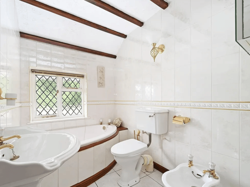 Doe Lea Farm, Main Road, Troway S21
