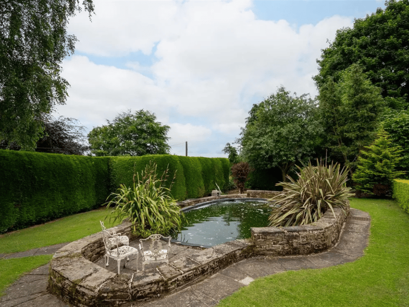 Doe Lea Farm, Main Road, Troway S21