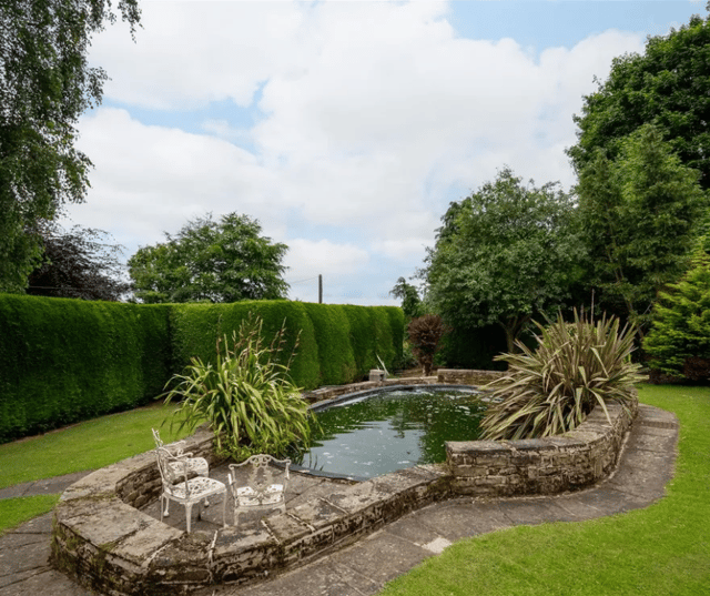 Doe Lea Farm, Main Road, Troway S21