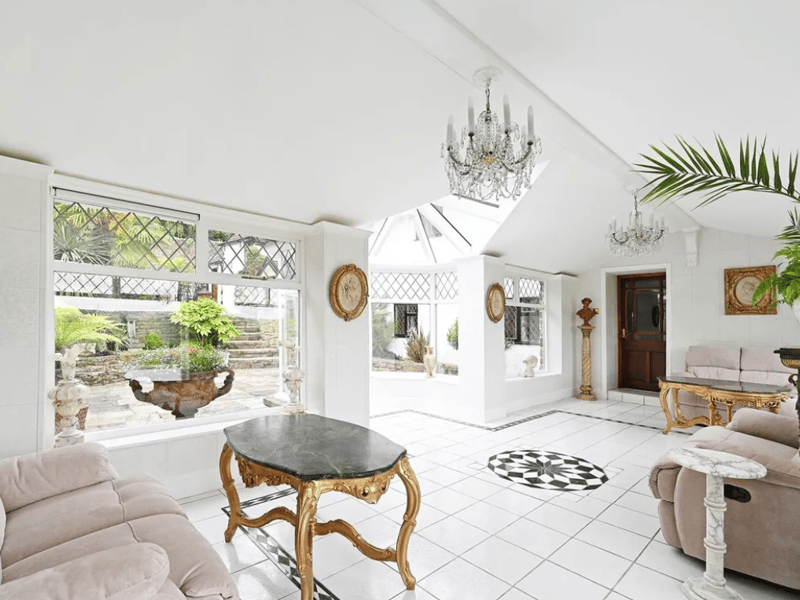 Doe Lea Farm, Main Road, Troway S21