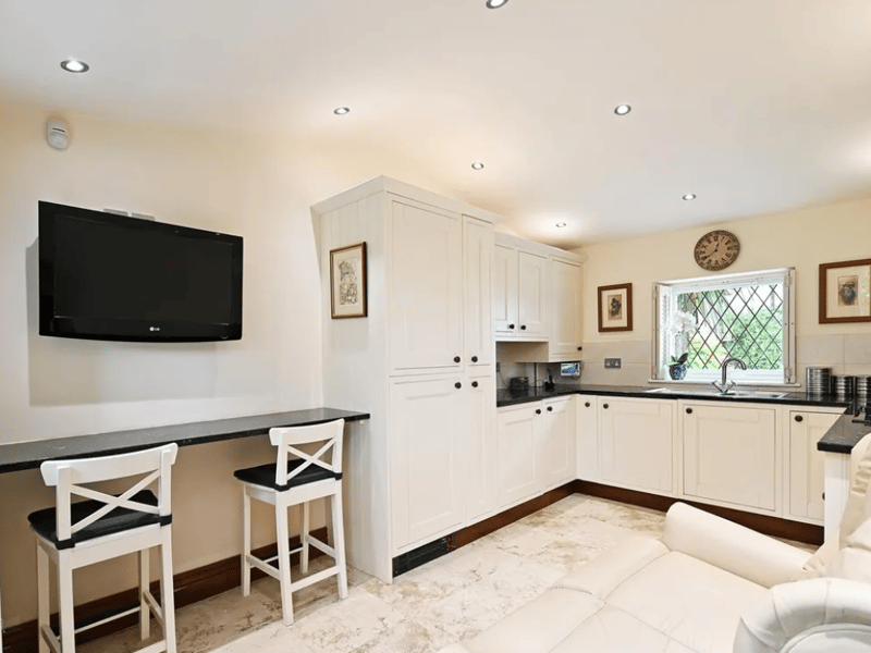 Doe Lea Farm, Main Road, Troway S21