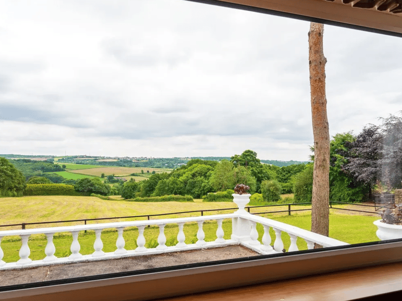 Doe Lea Farm, Main Road, Troway S21