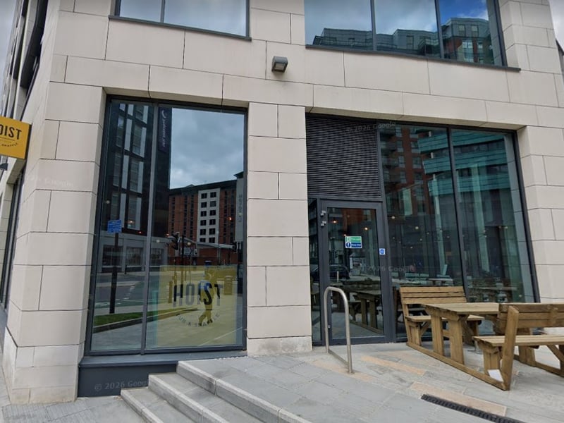 ⭐ 4.5 from 71 reviews. 📍 5 Wellington Place. 🗣 “A new favourite bottomless brunch in Leeds - unlimited pizza and drinks is such good value, service is fantastic and the place is really nice. Will definitely be back and already recommended to others!"