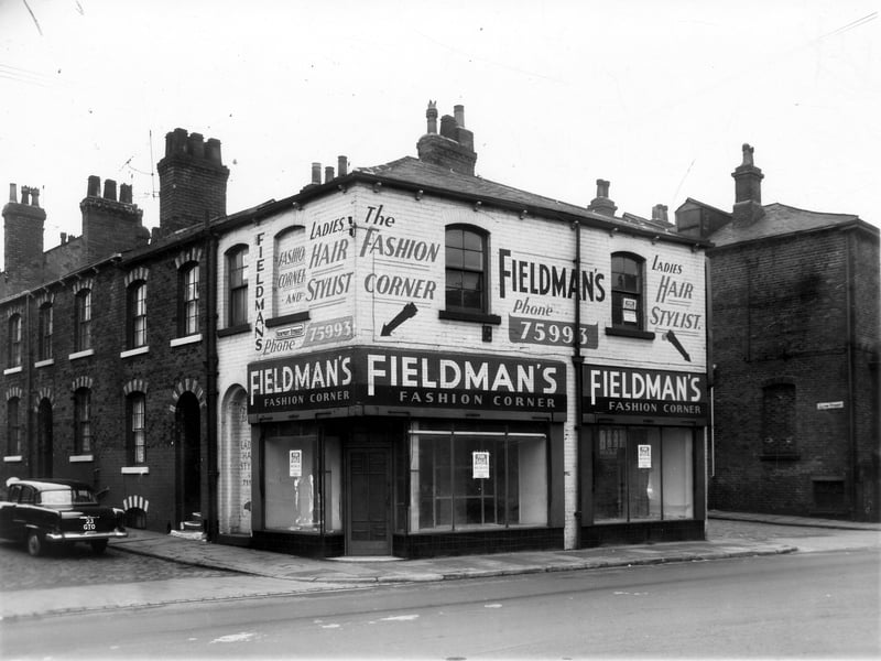  Fieldman's fashion corner and ladies hair stylist on Hunslet Road in November 1960.  On the left is Newport Street. On the right is Alton Street.