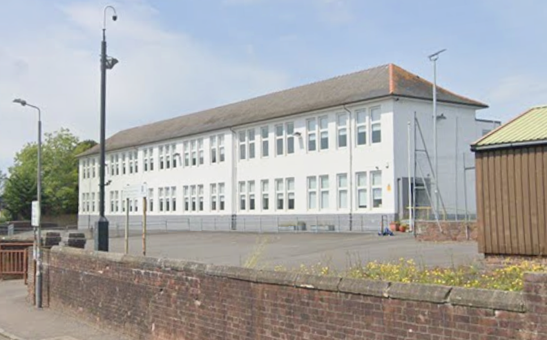 Kilmaurs Primary School also scored 390 points in the report - dropping 10 marks in the writing category. The school has an average class size of 23.2 and fewer than 10 per cent of its pupils are categorised as being 'very deprived'.