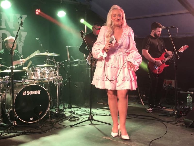 Claudia Buckely on stage at the Tipp town Music Festival