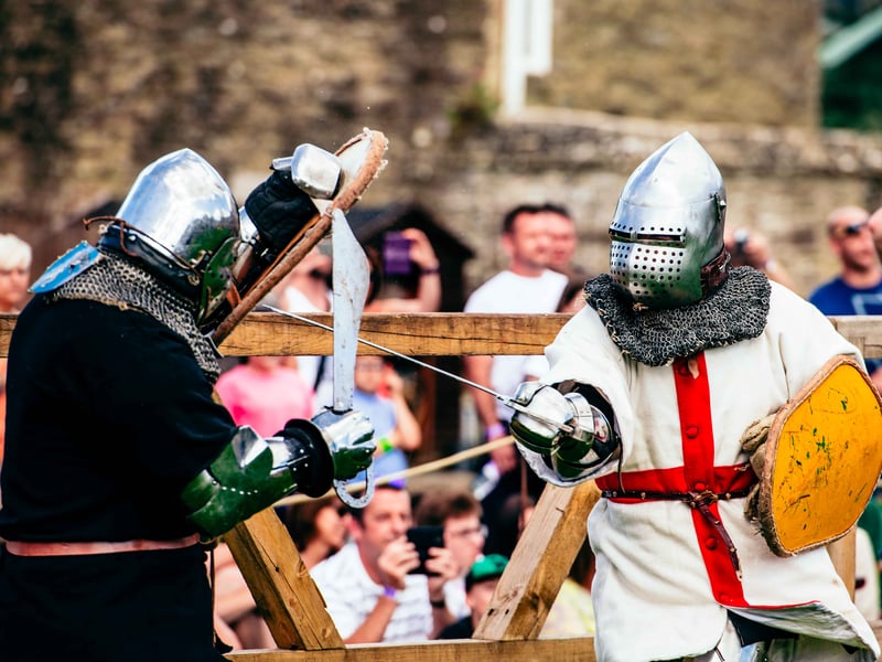 Bohurt medieval battle held at Ludlow Castle, 2016. L-R: 5 against 5 team event featuring St George’s versus Lions (South East).