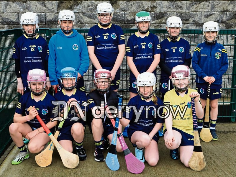 Gaelscoil Éadain Mhoir hurling team.