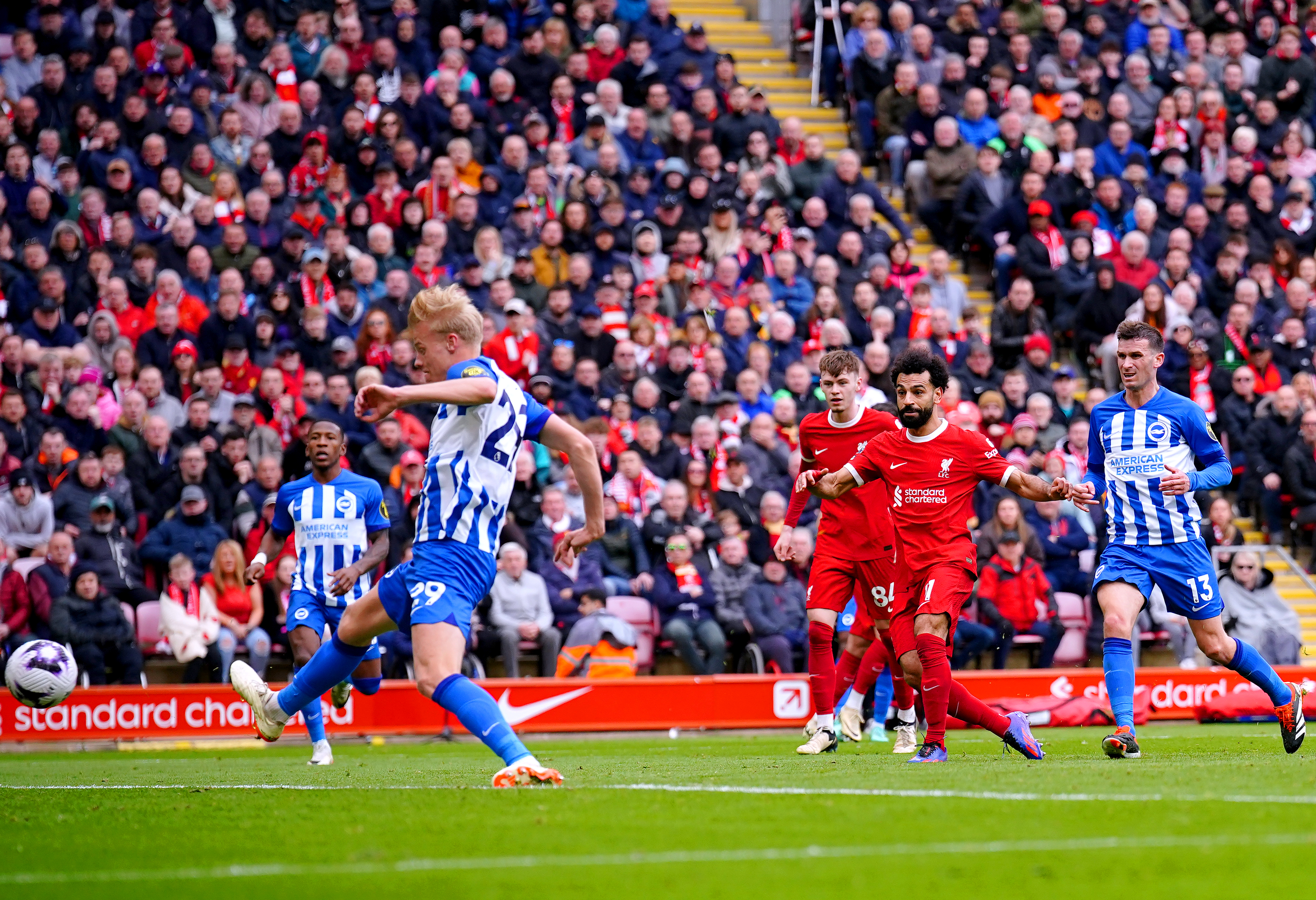 Here, the PA news agency looks at some of the best images from the weekend’s sporting action.
