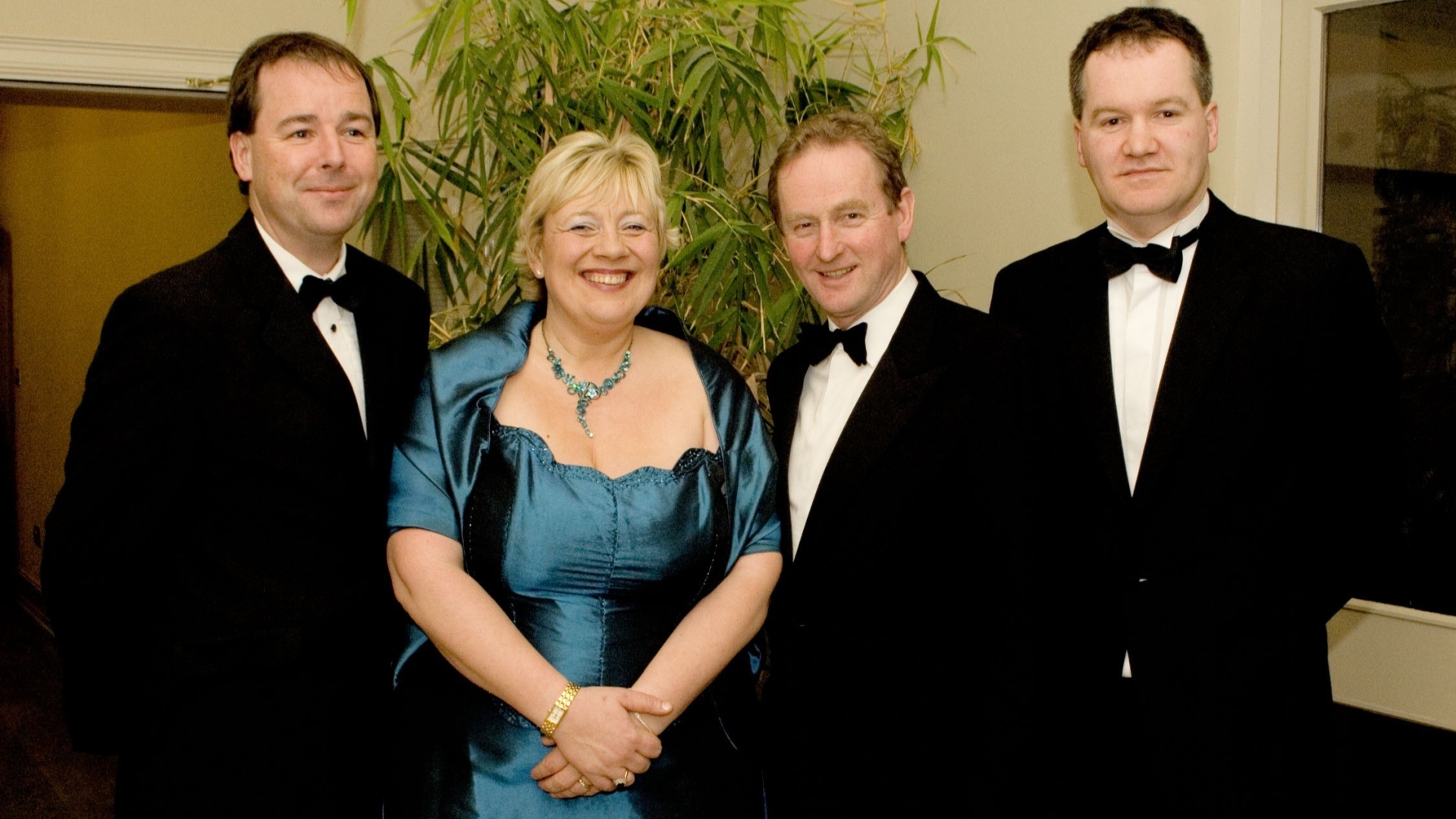 L/R: Cllr Peter Flynn, Cathaoirleach Tereasa McGuire, Enda Kenny TD, Cllr Myles Staunton. Pic: Michael McLaughlin