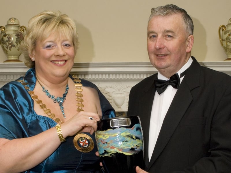 Tereasa McGuire presents Martin McNally with the Cathaoirleach Award for Sport. Pic: Martin McLaughlin