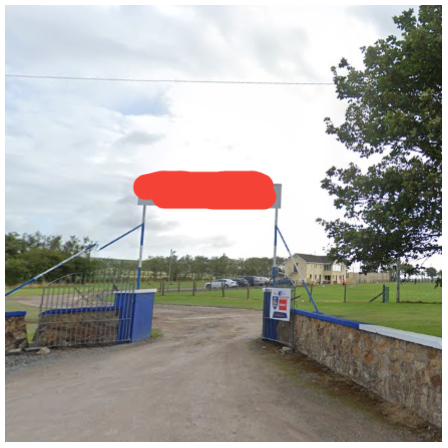 Which Waterford club owns this GAA ground? Click the '>' ARROW at the top of the article to see the answer! Click the '>' ARROW at the top of the article to see the answer!