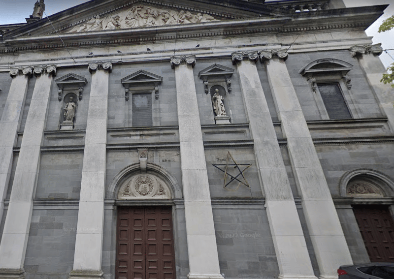 What Waterford landmark is this? Click the '>' ARROW at the top of the article to see the answer! Click the '>' ARROW at the top of the article to see the answer!
