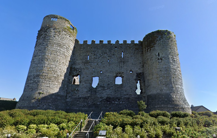 What Carlow landmark is this? Click the '>' ARROW at the top of the article to see the answer! Click the '>' ARROW at the top of the article to see the answer!