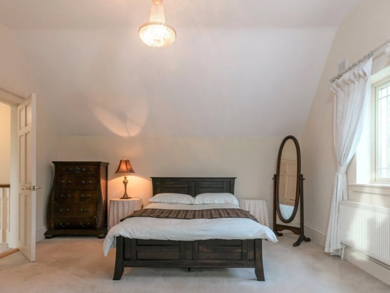 1. Lynrath House, Newgardens, Co. Carlow €750,000 5 Bed & 5 Bath 359 m² Detached