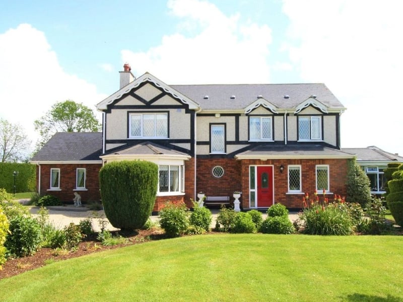 3. River Court, Maganey, Carlow €595,000 5 Bed & 5 Bath 223 m² Detached