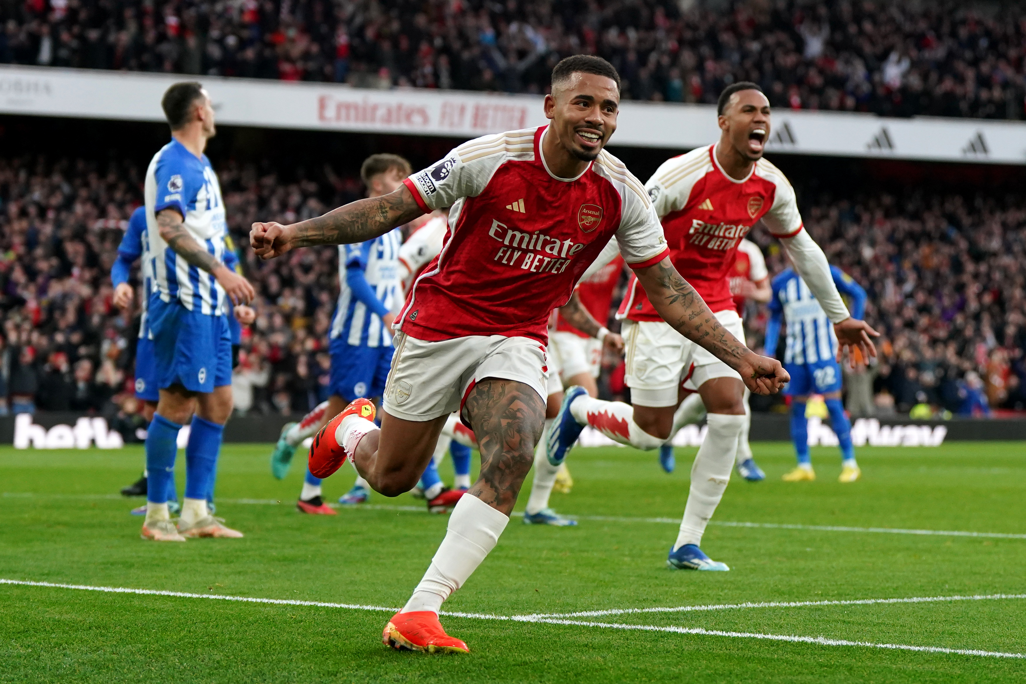 Here, the PA news agency looks at some of the top images from the weekend’s sporting action.