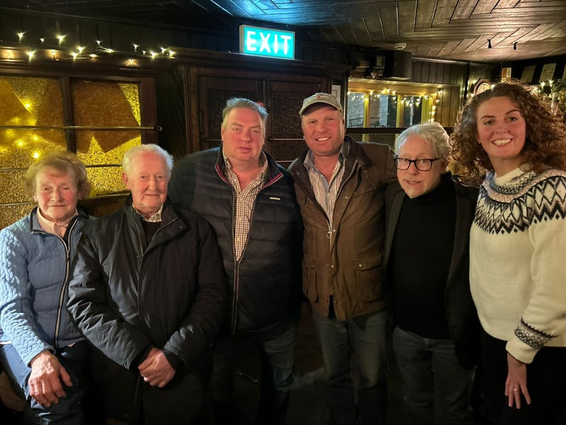 Osborne's Bar, Rathanna. Mary & Jimmy Coady, Maurice O'Donoghue, Tomás McCarthy, Vincent Woods, and Catherine Osborne