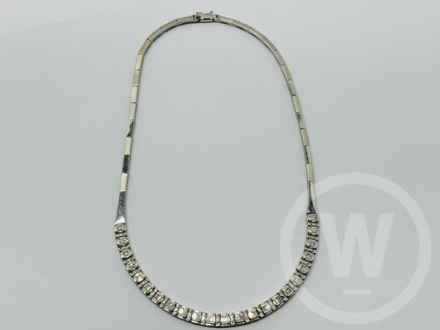 Gold Necklace, 14 Carat White Gold, Gross Weight: 23.09g, Box: No