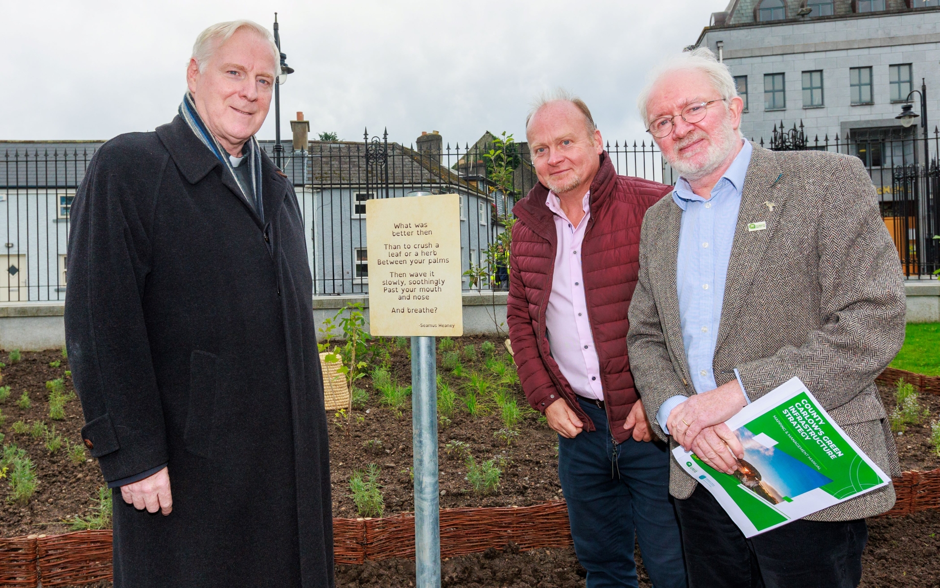 TD for Carlow-Kilkenny and Minister for Heritage, Malcolm Noonan, visits four innovative local biodiversity projects in Carlow funded under the Local Biodiversity Action Fund 2023. These projects include: An edible pollinator garden at St Patrick’s College in Carlow Town
A River Barrow restoration project at Powerstown Stream in County Carlow
A ‘Hare’s Corner’ at Old Leighlin – the first time this model has been administered by a local authority
An outdoor biodiversity classroom in Bagenalstown Minister Noonan unveils Seamus Heaney quote at Carlow College's new Edible Pollinator Patch, with Fr Conn Ó Maoldhomhnaigh and Cllr Fergal Browne